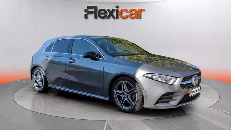 Usado Mercedes A200 163 CV (119 kW) 2018 Gris Berlina