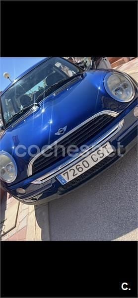 Usado Mini ONE 90 CV (66 kW) 2004 Azul Utilitario