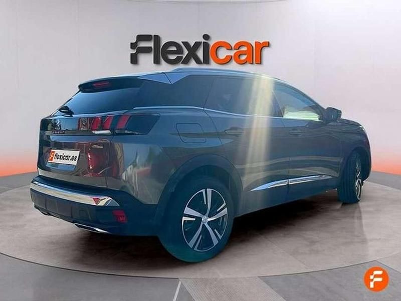 Usado Peugeot 3008 GT 179 CV (131 kW) 2019 Verde SUV