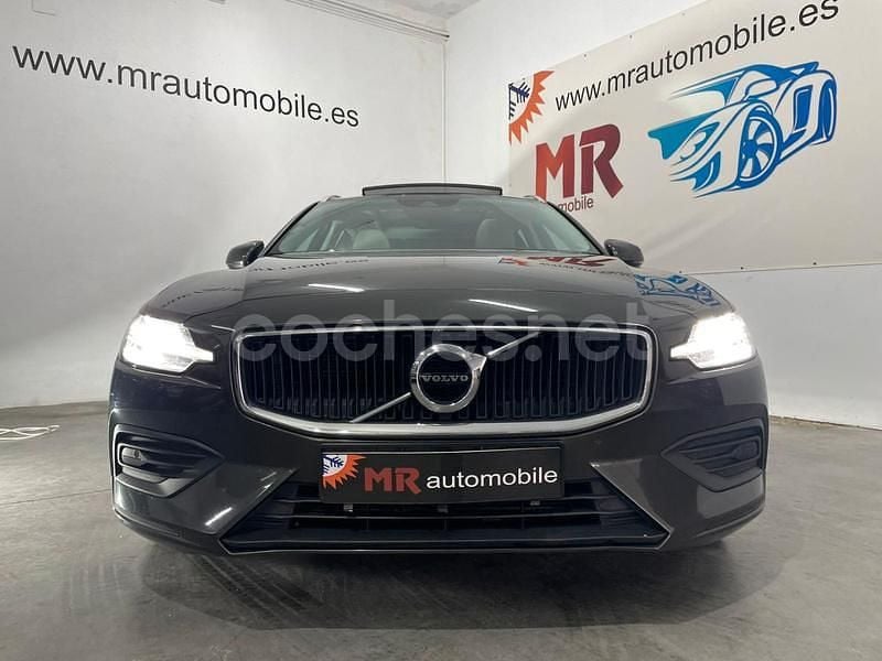 Usado Volvo V60 Momentum 150 CV (110 kW) 2019 Gris / plata Familiar