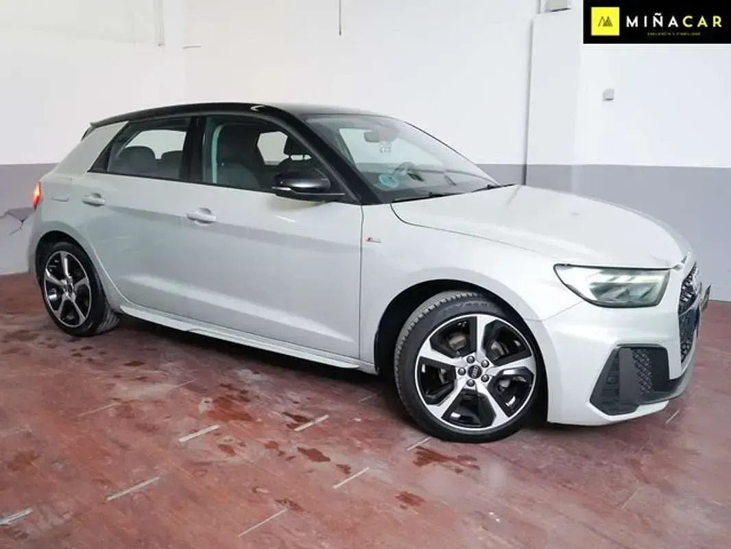 Usado Audi A1 Sportback 110 CV (80 kW) 2023 Gris Utilitario