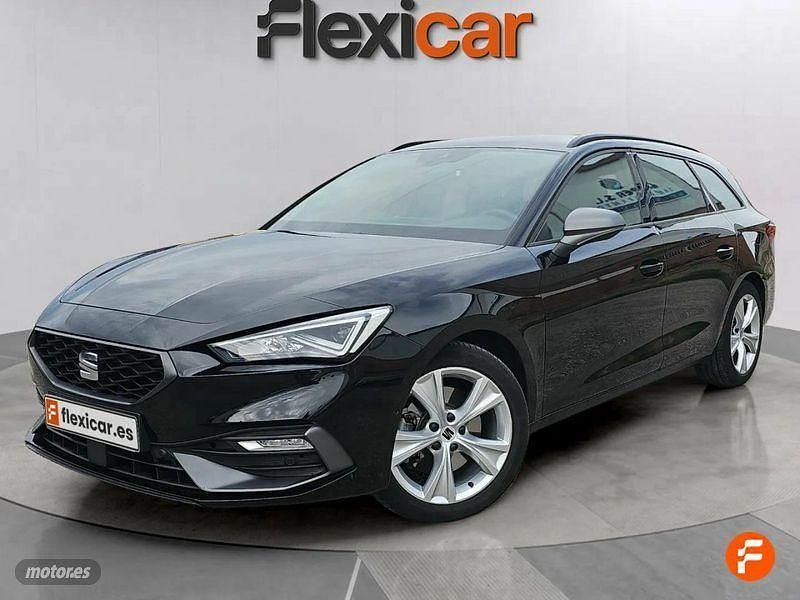 Usado Seat Leon FR 150 CV (110 kW) 2020 Negro Familiar