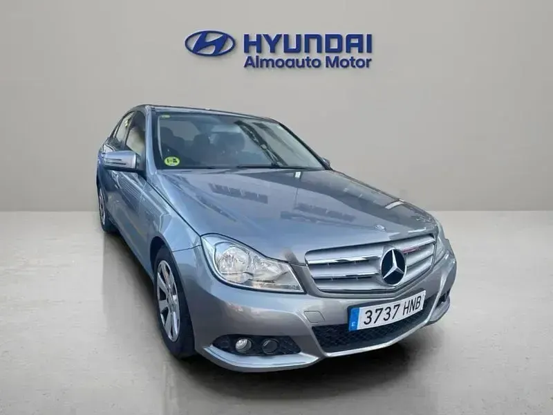 Usado Mercedes C200 136 CV (100 kW) 2012 Gris / plata Familiar
