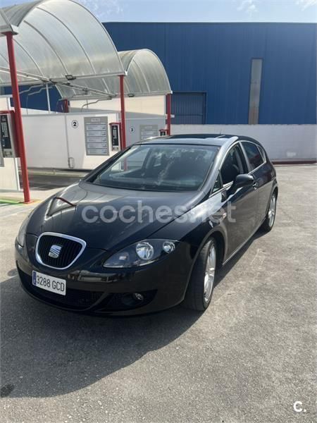 Negro Usado 2008 Seat Leon Sport Berlina | 4200 € (Precio justo) - Imagen 1/4