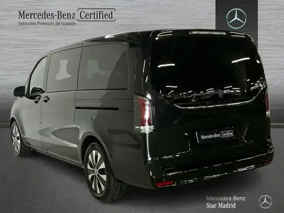 Usado Mercedes V250 Style 139 CV (102 kW) 2025 Gris Monovolumen