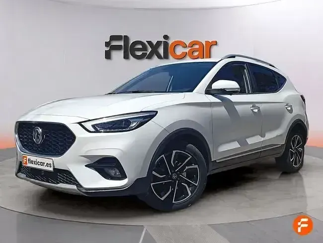 Usado MG ZS Luxury 106 CV (77 kW) 2023 Blanco SUV