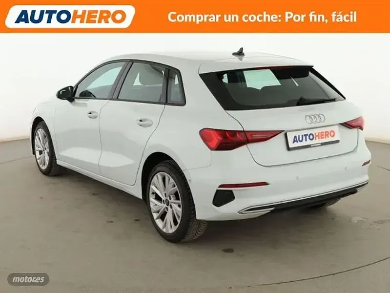 Usado Audi A3 Advanced 110 CV (80 kW) 2021 Blanco Berlina