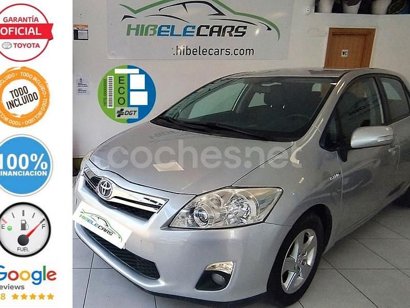 Gris / plata Usado 2012 Toyota Auris Hybrid Advance Berlina | 9450 € (Buen precio) - Imagen 1/3