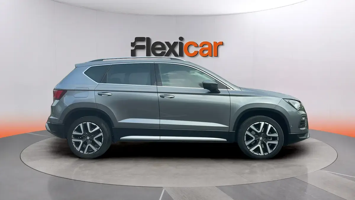 Usado Seat Ateca 150 CV (110 kW) 2023 Gris SUV