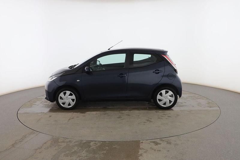 Usado Toyota Aygo X-cite 70 CV (51 kW) 2015 Negro Utilitario