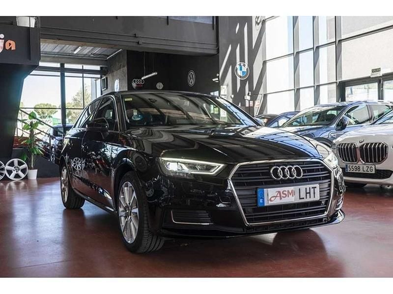 Usado Audi A3 Sportback g-tron Design 131 CV (96 kW) 2020 Negro Utilitario