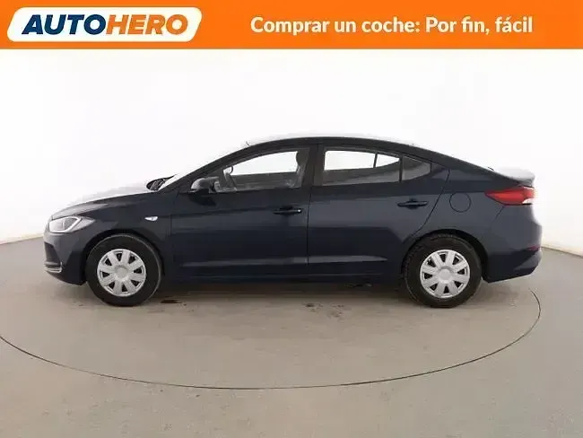 Usado Hyundai Elantra 132 CV (97 kW) 2016 Azul Berlina