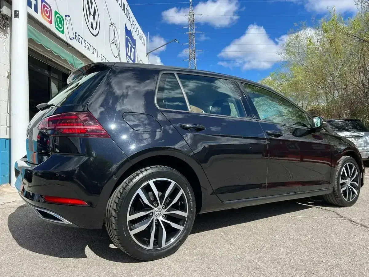 Usado VW Golf VII Sportline 150 CV (110 kW) 2019 Negro Utilitario