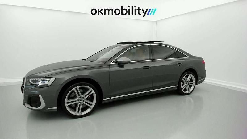 Usado Audi S8 Premium 571 CV (419 kW) 2022 Plateado Berlina