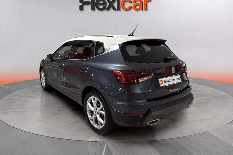 Usado Seat Arona FR 150 CV (110 kW) 2023 Gris SUV