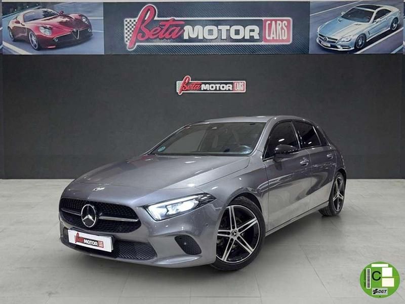 Gris Usado 2019 Mercedes A180 Utilitario | 20.490 € (Buen precio) - Imagen 1/4