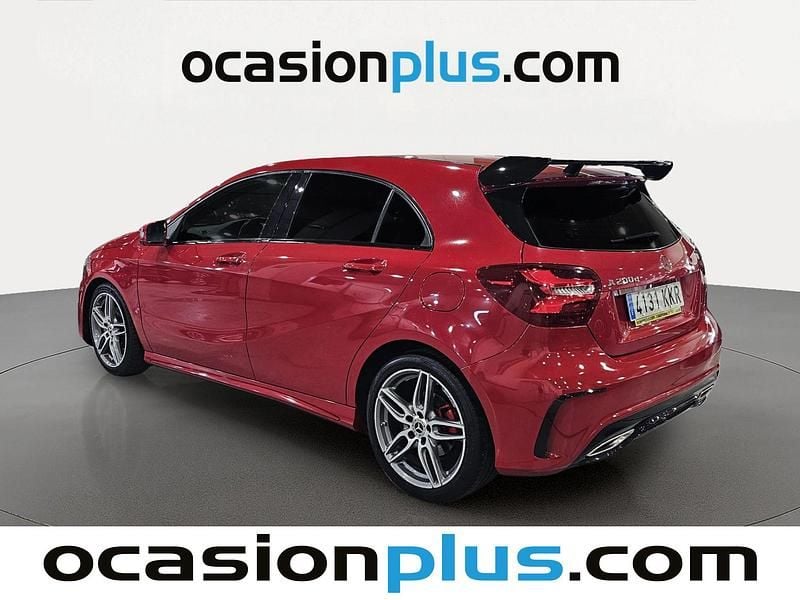 Usado Mercedes A200 AMG 136 CV (100 kW) 2018 Rojo Utilitario