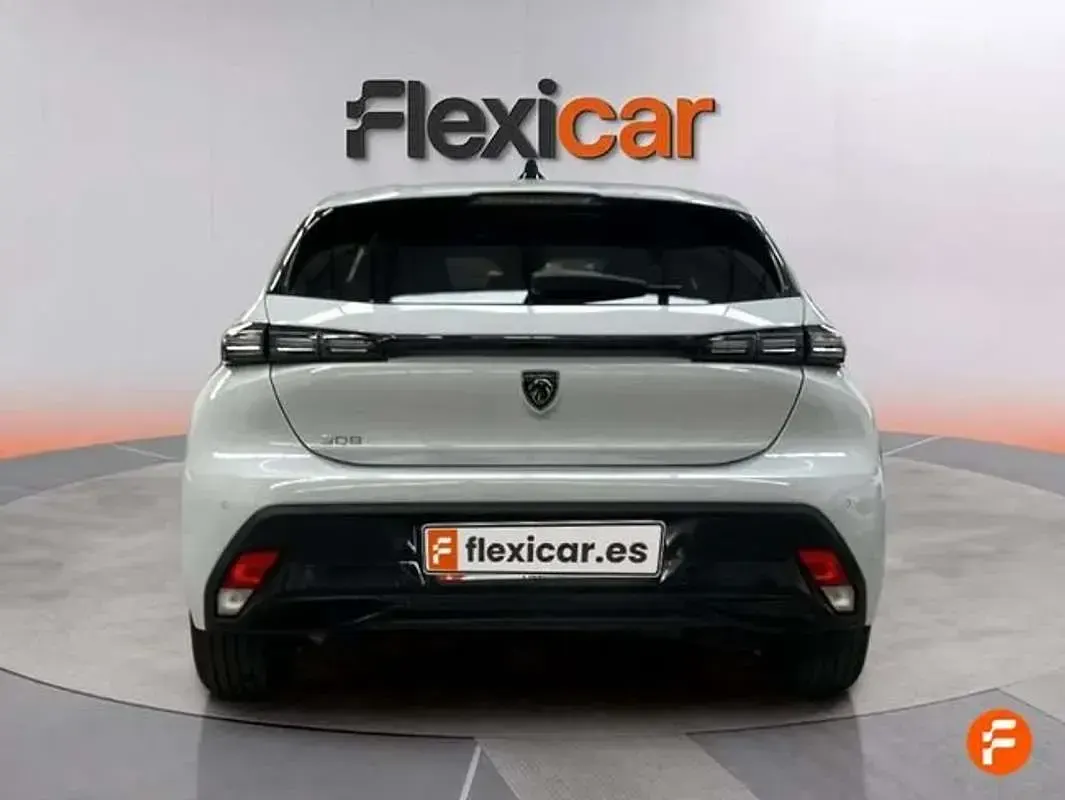 Usado Peugeot 308 Active 131 CV (96 kW) 2024 Blanco Utilitario
