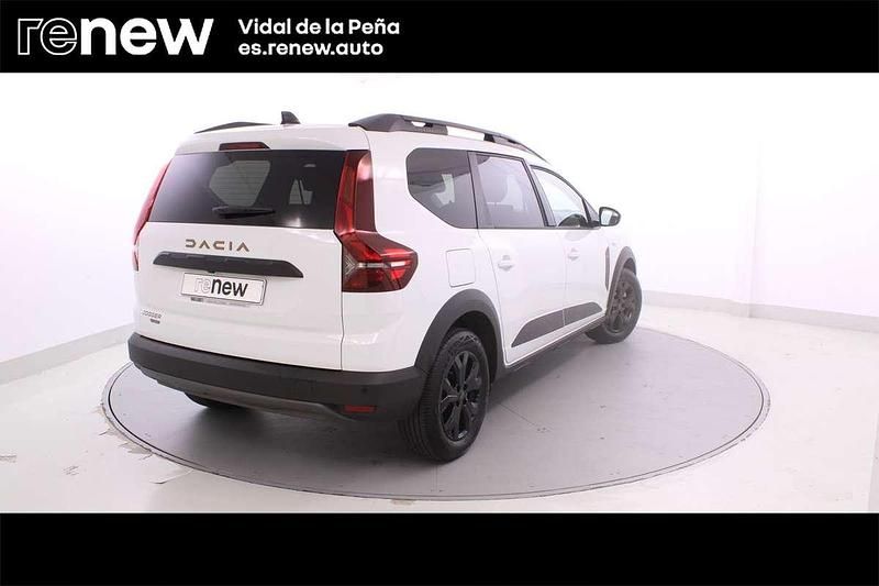 Usado Dacia Jogger Extreme 140 CV (102 kW) 2025 Blanco Monovolumen