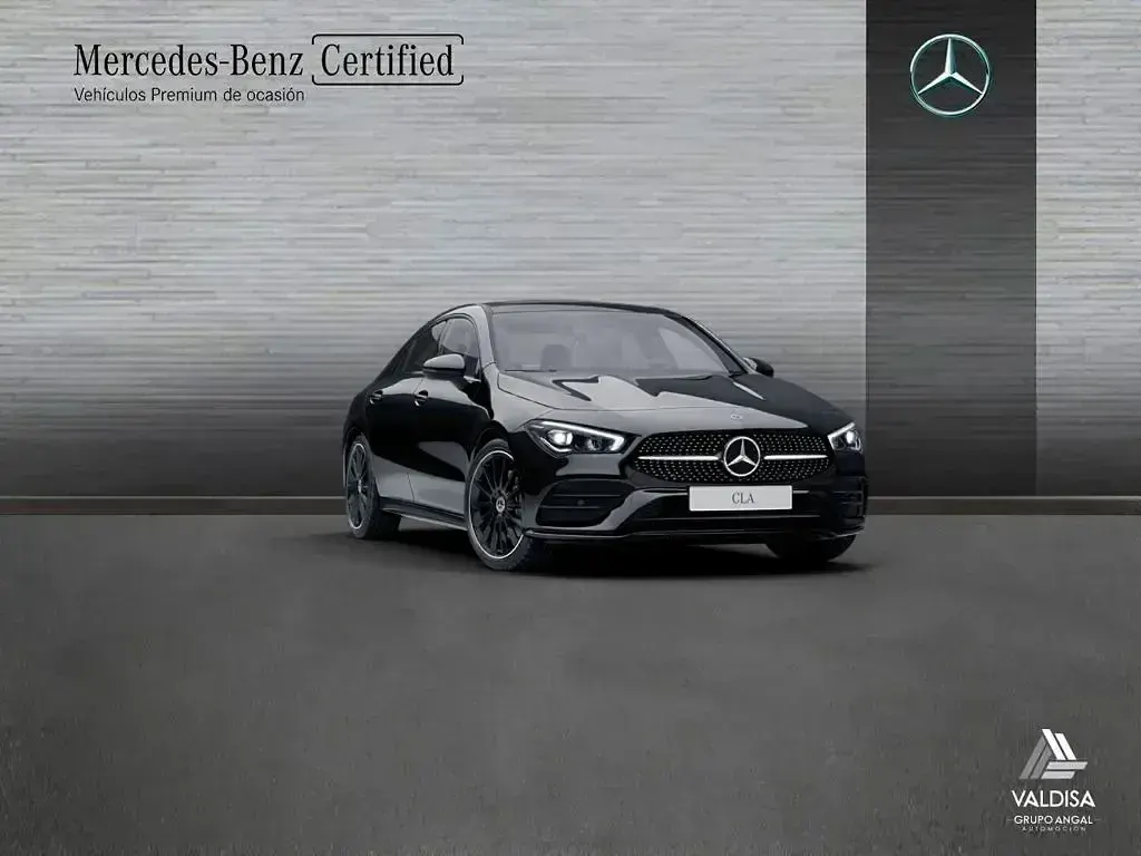 Usado Mercedes CLA200 150 CV (110 kW) 2021 Negro noche Coupe
