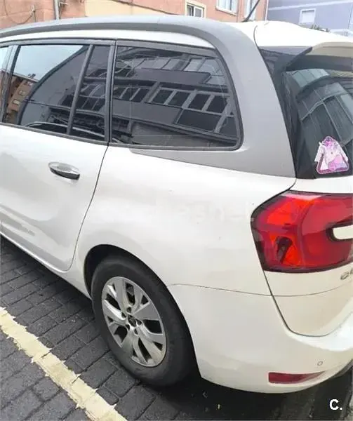Usado Citroën Grand C4 Picasso Intensive 165 CV (121 kW) 2015 Blanco Monovolumen