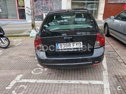 Usado Volvo S40 Momentum 136 CV (100 kW) 2007 Negro Berlina
