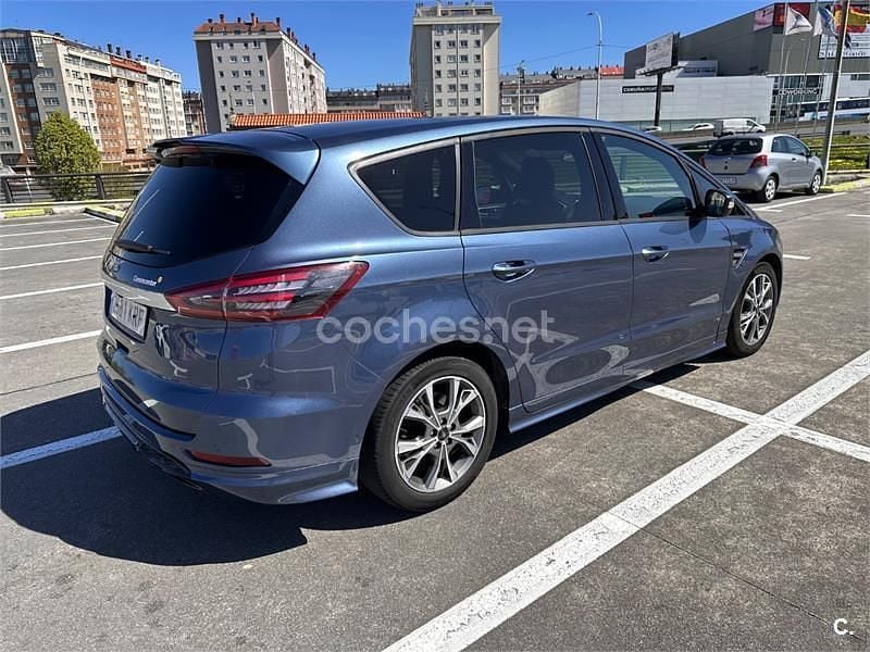 Używany Ford S-MAX ST-Line 190 KM (139 kW) 2018 Niebieski Minivan