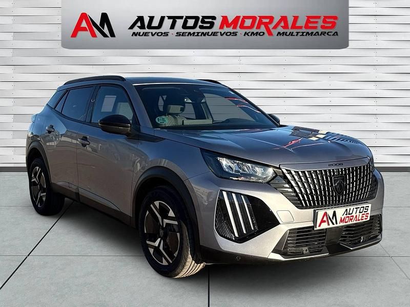 Usado Peugeot 2008 Allure 100 CV (73 kW) 2024 Gris SUV