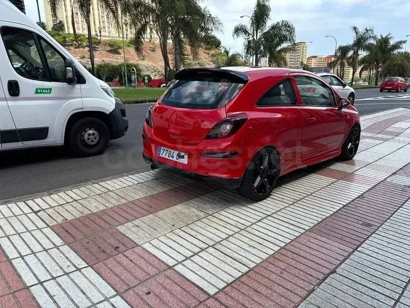 Usado Opel Corsa 150 CV (110 kW) 2008 Rojo Utilitario