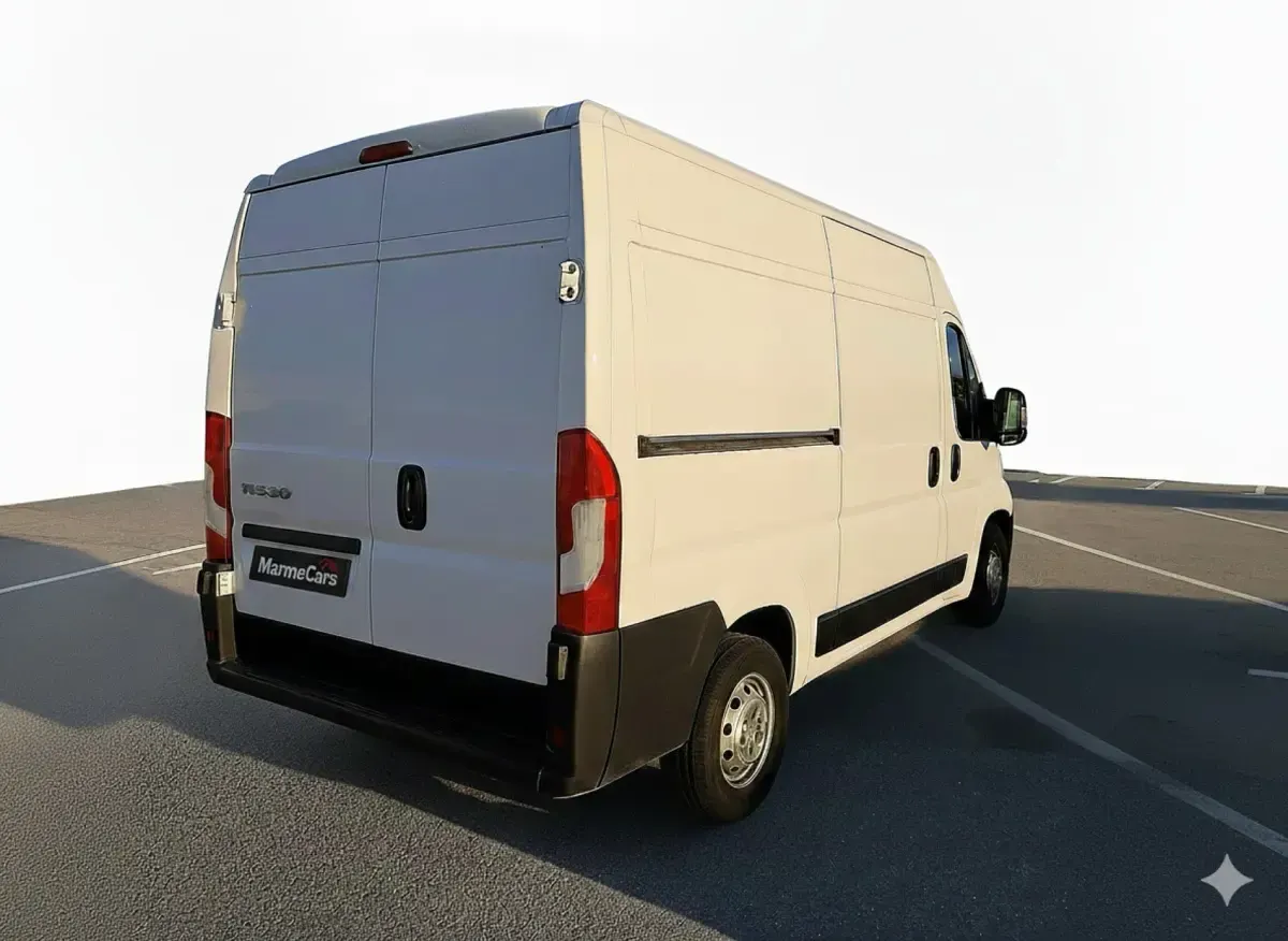 Usado Citroën Jumper 120 CV (88 kW) 2021 Blanco Monovolumen