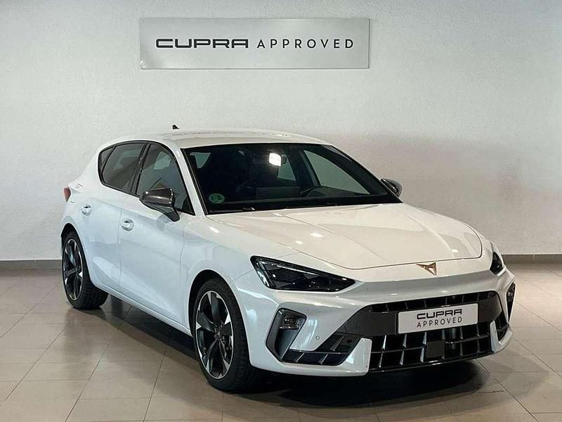 Blanco Usado 2024 Cupra Leon Utilitario | 25.100 € (Buen precio) - Imagen 1/3