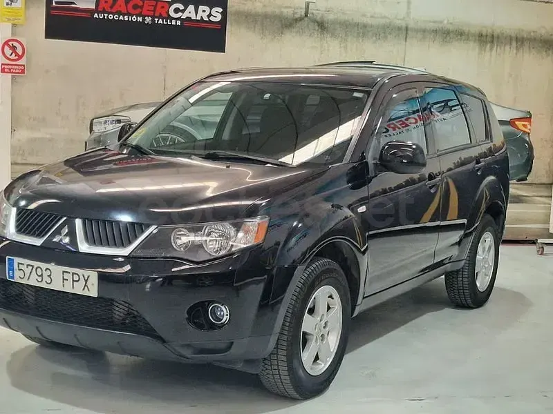 Usado Mitsubishi Outlander Intense+ 140 CV (102 kW) 2007 Negro SUV