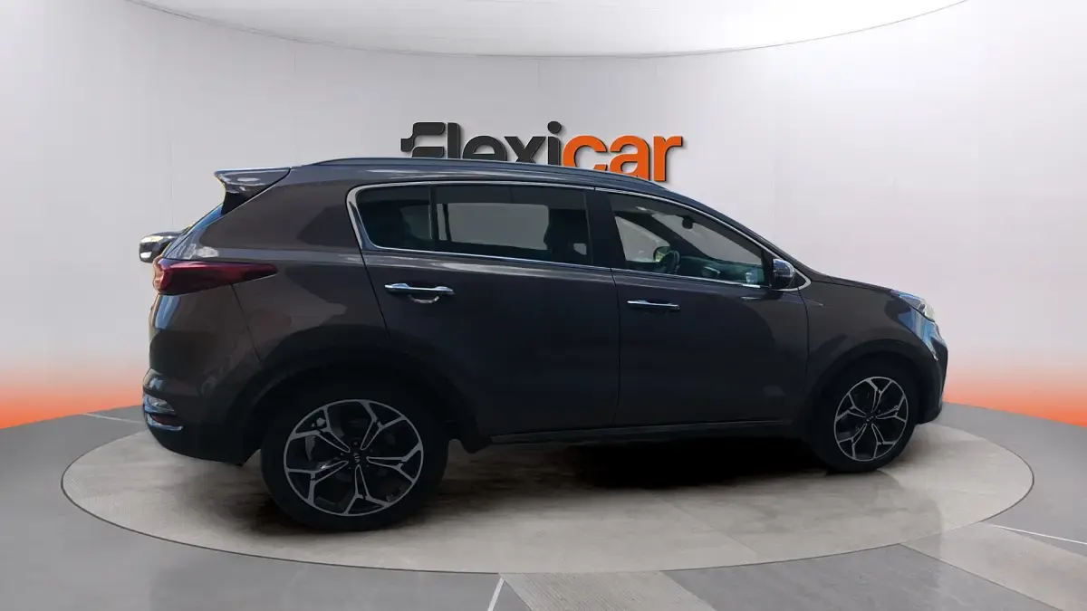 Usado Kia Sportage GT-Line 177 CV (130 kW) 2020 Marrón SUV