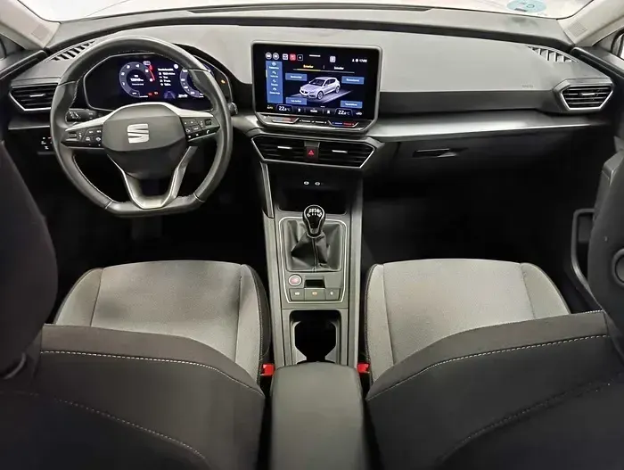 Usado Seat Leon Style 116 CV (85 kW) 2025 Blanco