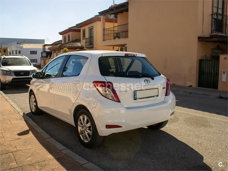 Brugt Toyota Yaris Active 69 HK (50 kW) 2014 Hvid Hatchback