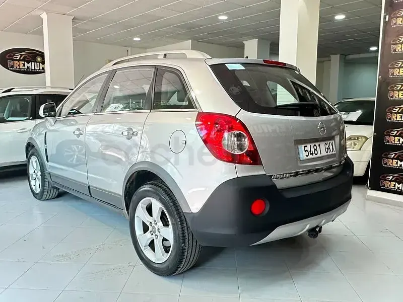 Usado Opel Antara Energy 150 CV (110 kW) 2009 Gris / plata SUV
