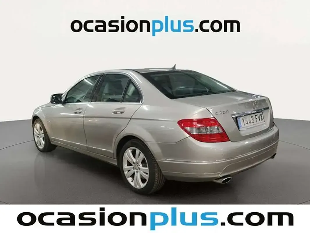 Usado Mercedes C350 Avantgarde 272 CV (200 kW) 2007 Plateado Berlina