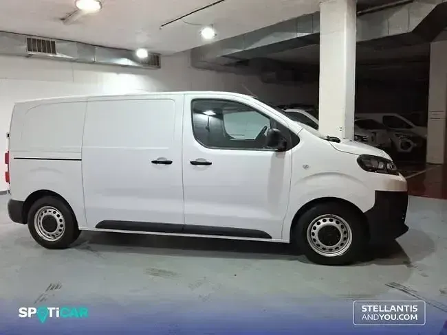 Usado Citroën Jumpy 120 CV (88 kW) 2024 Blanco Monovolumen