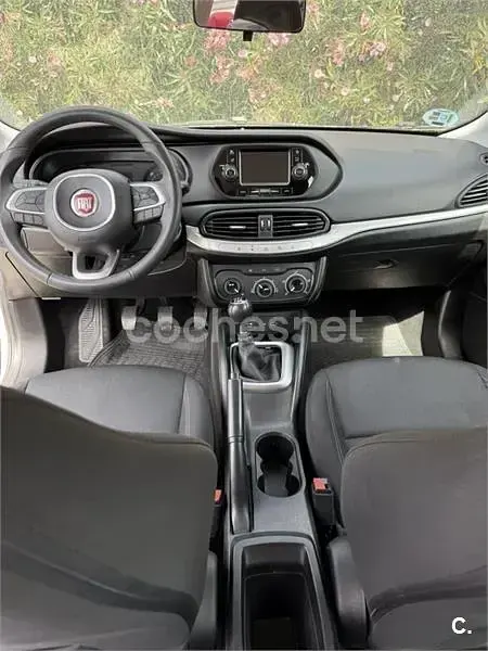 Usado Fiat Tipo Business 120 CV (88 kW) 2019 Blanco Berlina