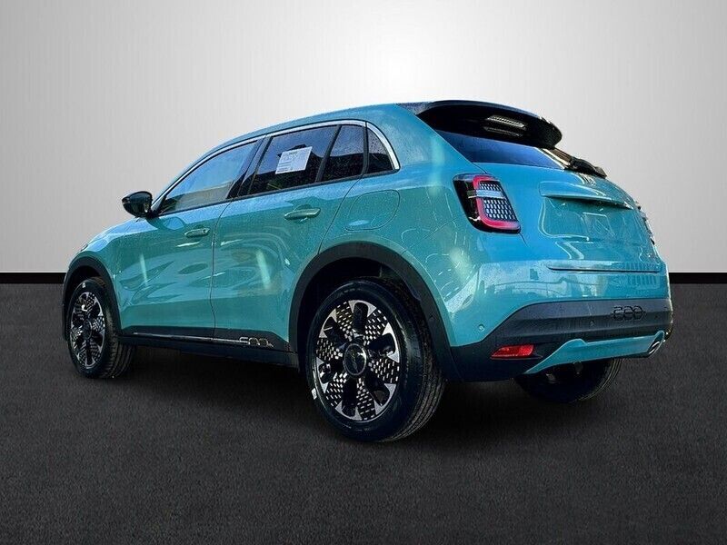 Usado Fiat 600 La Prima 101 CV (74 kW) 2024 Azul SUV