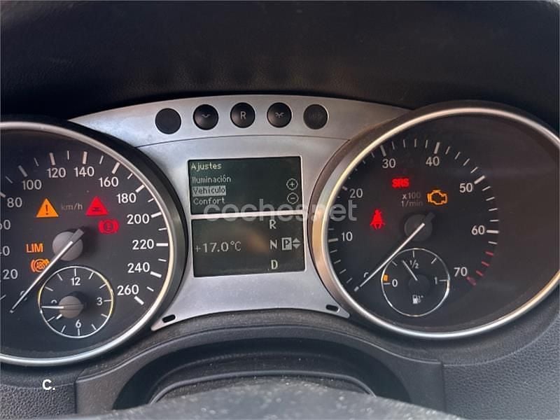 Usado Mercedes ML350 272 CV (200 kW) 2007 Gris / plata SUV