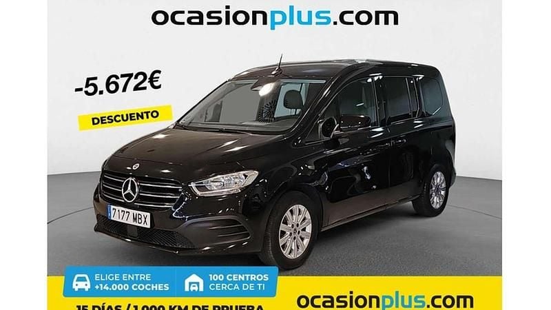 Negro Usado 2022 Mercedes 180 Berlina | 22.223 € (Buen precio) - Imagen 1/4