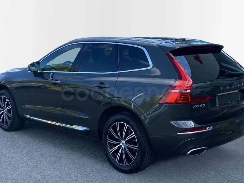 Usado Volvo XC60 Inscription 197 CV (144 kW) 2020 Gris / plata SUV