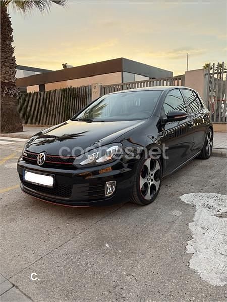 Negro Usado 2010 VW Golf GTI Berlina | 12.000 € (Precio justo) - Imagen 1/4