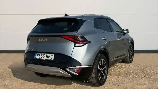 Usado Kia Sportage 230 CV (169 kW) 2022 Gris SUV
