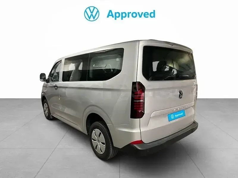Usado VW Caravelle 110 CV (80 kW) 2025 Gris / plata Van