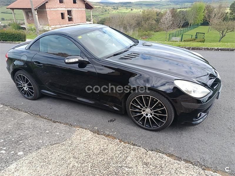 Usado Mercedes SLK350 272 CV (200 kW) 2004 Negro Descapotable