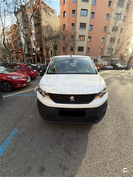 Usado Peugeot Rifter Access 100 CV (73 kW) 2019 Blanco Monovolumen