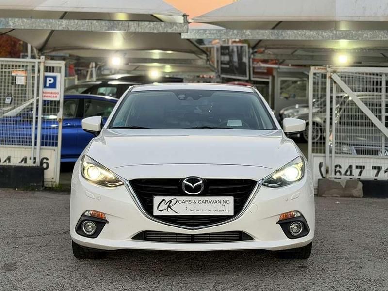 Usado Mazda 3 Luxury 150 CV (110 kW) 2014 Negro Utilitario