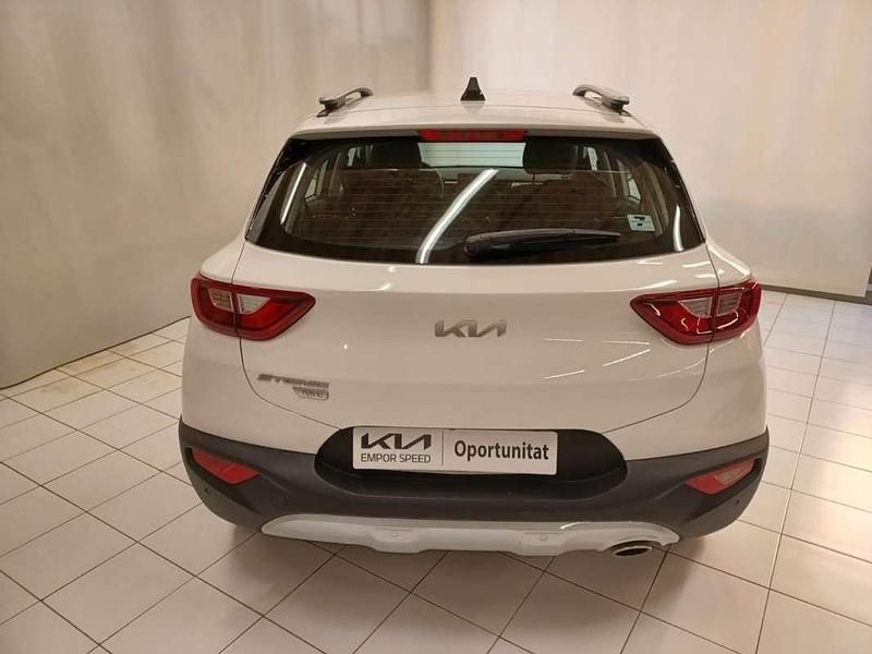 Usado Kia Stonic 101 CV (74 kW) 2022 SUV